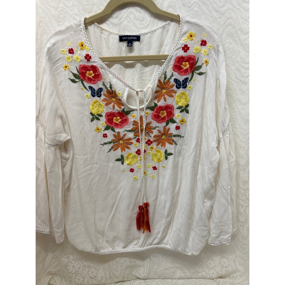 Max Edition Y2K Womens White Floral Boho Embroidered Bell‎ Sleeve Tassel Blouse